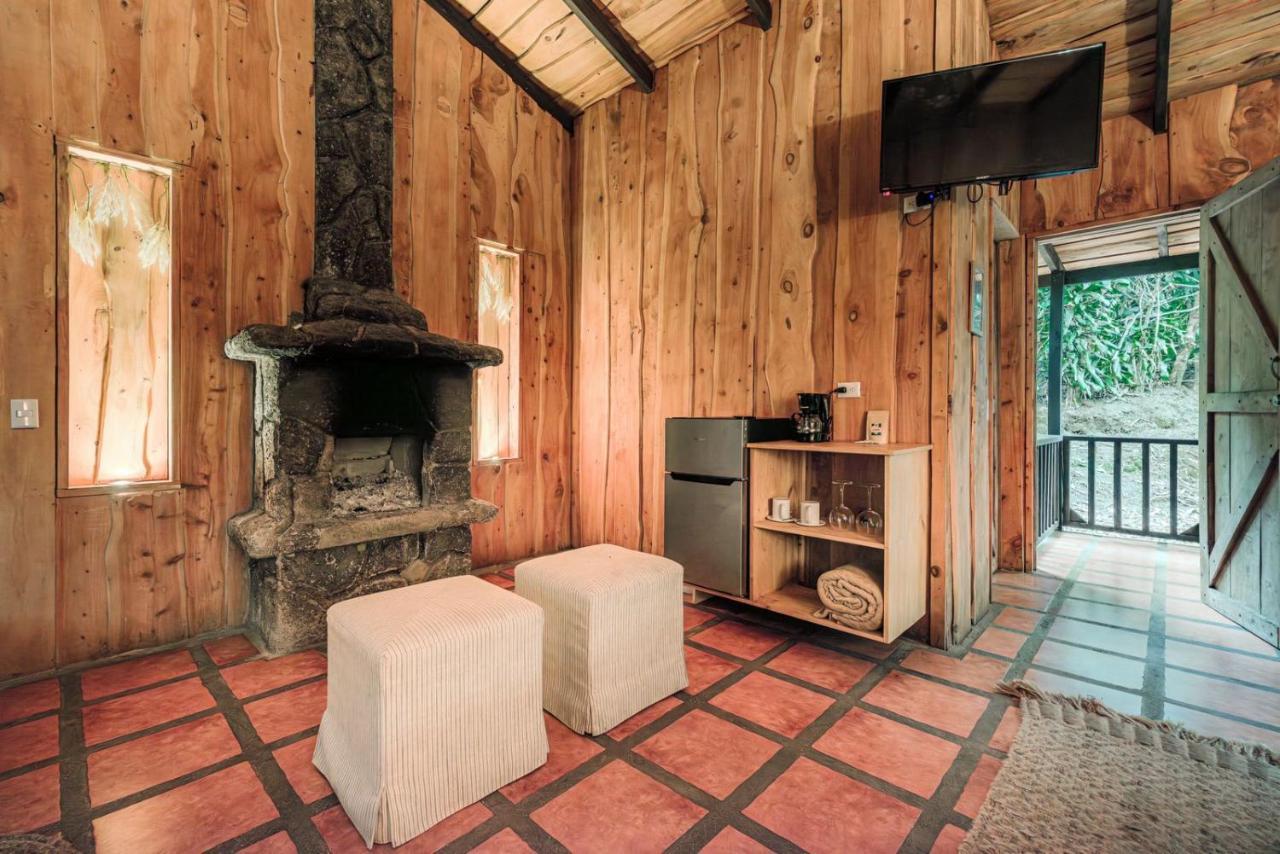Hotel & Spa Escondite De La Montana Sabana Redonda Luaran gambar