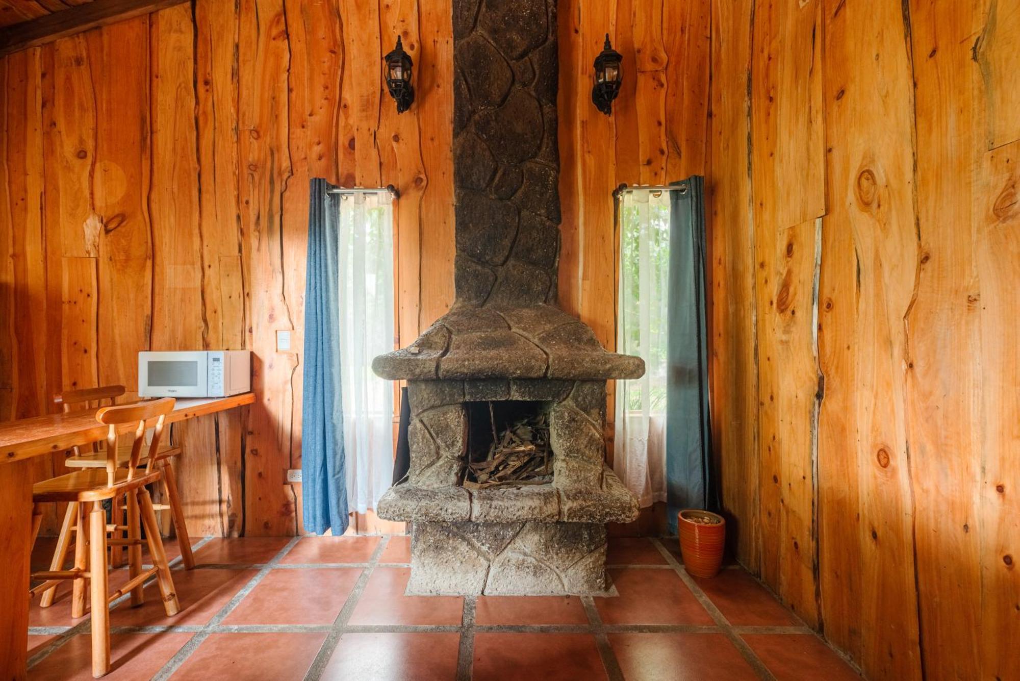 Hotel & Spa Escondite De La Montana Sabana Redonda Luaran gambar