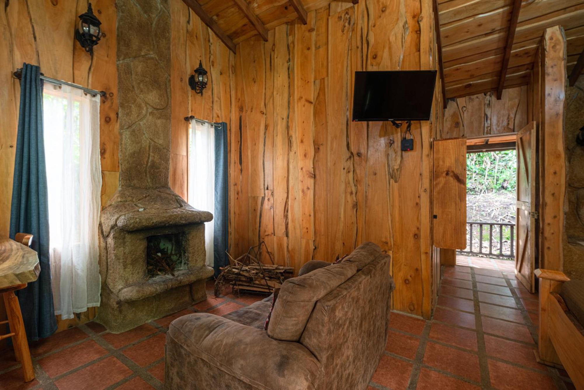 Hotel & Spa Escondite De La Montana Sabana Redonda Luaran gambar